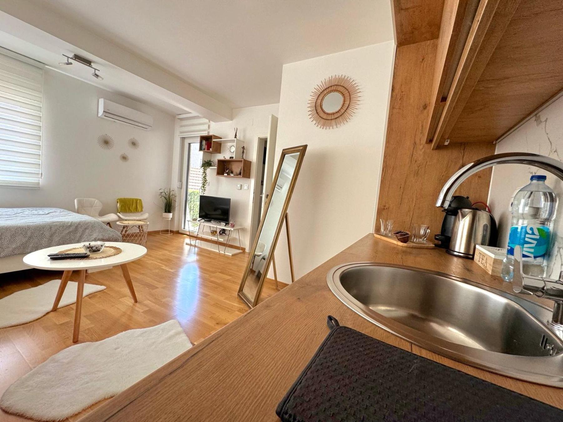Afrika Apartment Brčko Exteriör bild