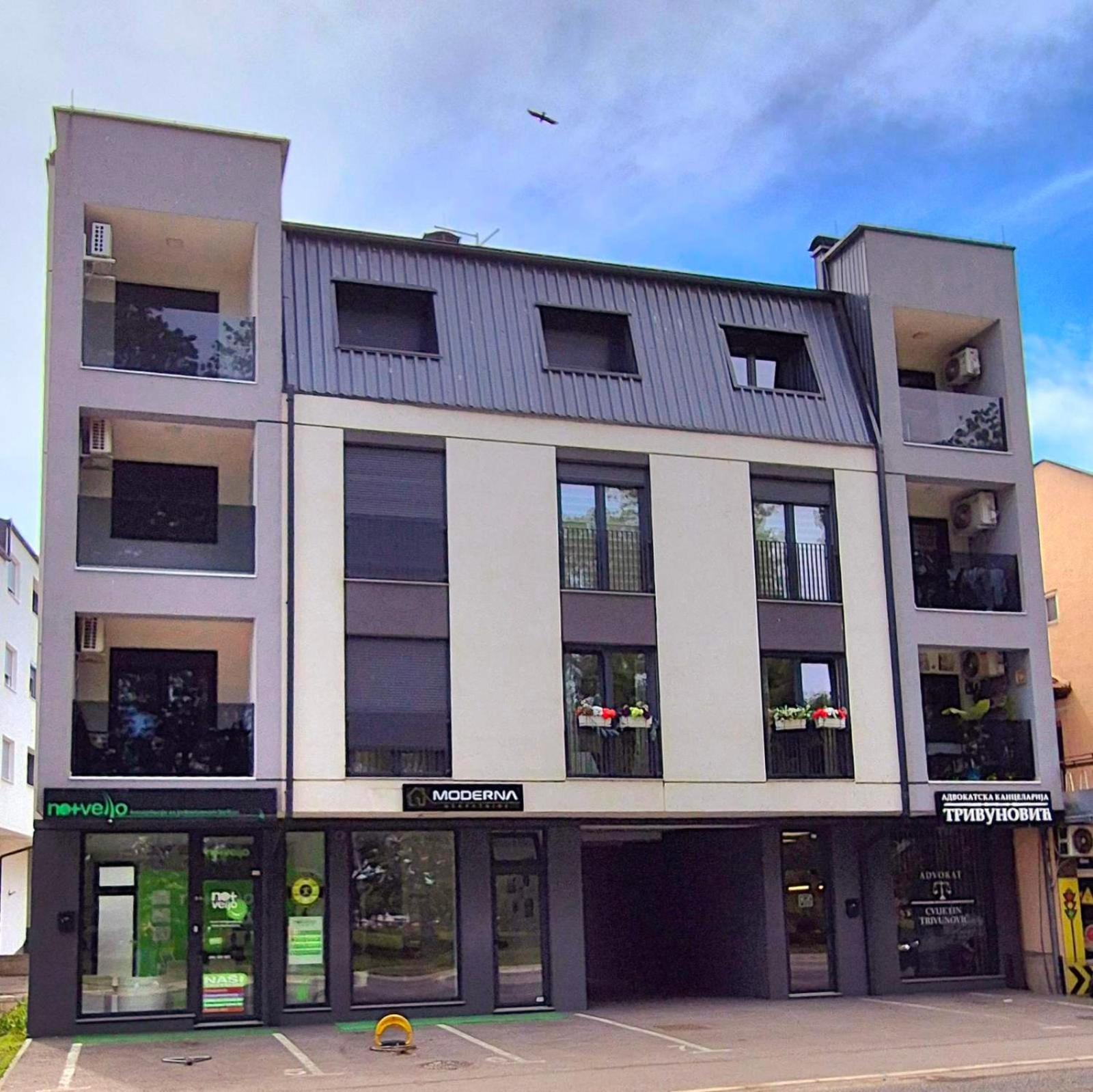 Afrika Apartment Brčko Exteriör bild